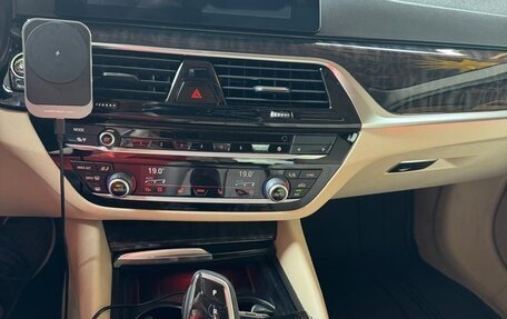 BMW 5 серия, 2018 год, 3 750 000 рублей, 7 фотография
