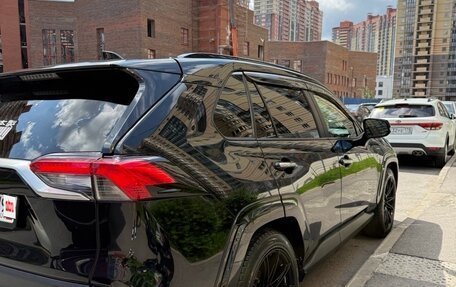 Toyota RAV4, 2019 год, 2 850 000 рублей, 4 фотография