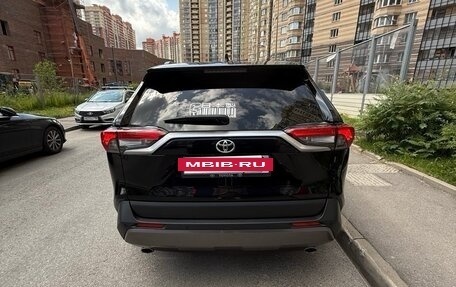 Toyota RAV4, 2019 год, 2 850 000 рублей, 9 фотография