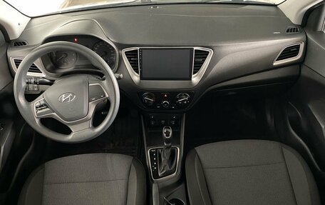 Hyundai Solaris II рестайлинг, 2020 год, 1 390 000 рублей, 9 фотография