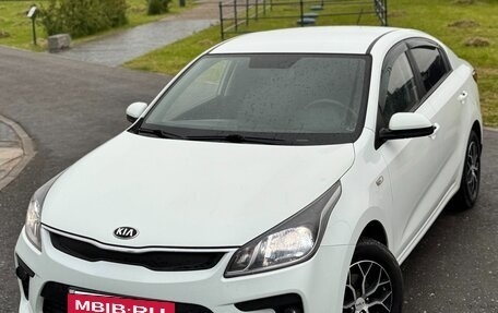 KIA Rio IV, 2018 год, 1 390 000 рублей, 4 фотография