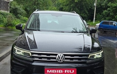 Volkswagen Tiguan II, 2017 год, 2 800 000 рублей, 1 фотография