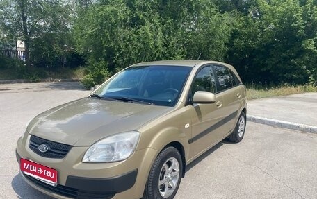 KIA Rio II, 2006 год, 600 000 рублей, 1 фотография