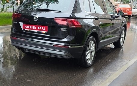 Volkswagen Tiguan II, 2017 год, 2 800 000 рублей, 3 фотография