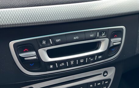 Renault Fluence I, 2012 год, 899 000 рублей, 27 фотография
