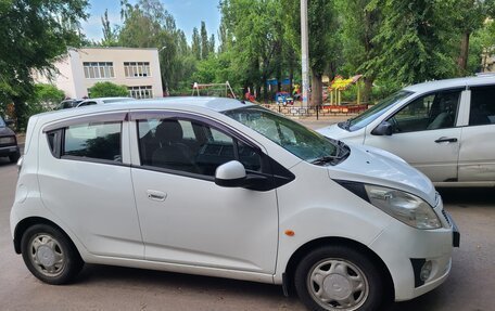 Chevrolet Spark III, 2011 год, 610 000 рублей, 4 фотография