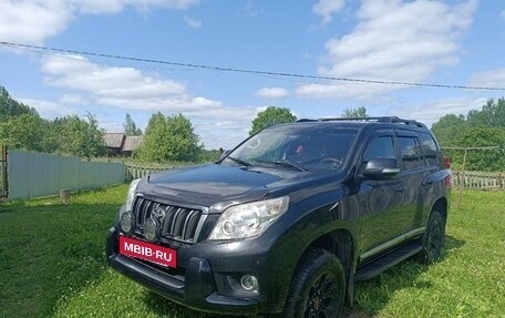 Toyota Land Cruiser Prado 150 рестайлинг 2, 2010 год, 2 700 000 рублей, 4 фотография