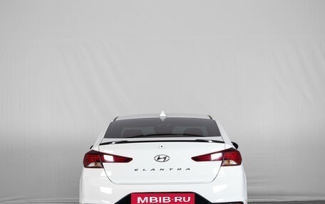 Hyundai Elantra VI рестайлинг, 2018 год, 2 149 000 рублей, 6 фотография