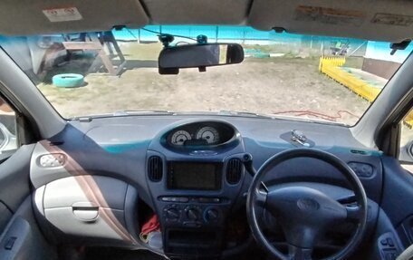 Toyota FunCargo, 2001 год, 499 000 рублей, 9 фотография