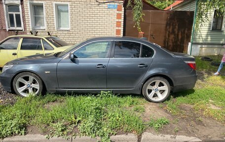 BMW 5 серия, 2009 год, 950 000 рублей, 2 фотография