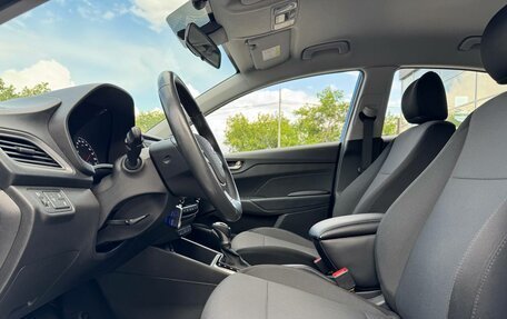Hyundai Solaris II рестайлинг, 2019 год, 1 590 000 рублей, 12 фотография