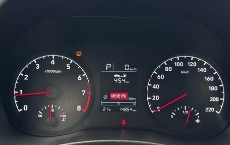 Hyundai Solaris II рестайлинг, 2019 год, 1 590 000 рублей, 15 фотография