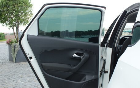 Volkswagen Polo VI (EU Market), 2014 год, 850 000 рублей, 39 фотография