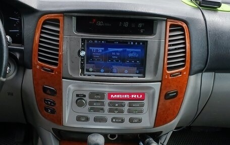 Toyota Land Cruiser 100 рестайлинг 2, 2003 год, 1 475 000 рублей, 5 фотография