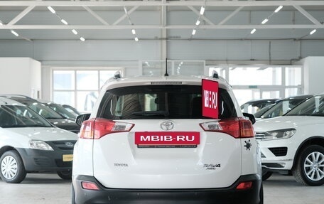 Toyota RAV4, 2014 год, 2 349 000 рублей, 6 фотография