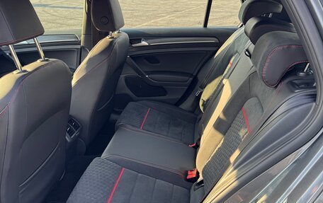 Volkswagen Golf GTI VII, 2017 год, 3 000 000 рублей, 3 фотография