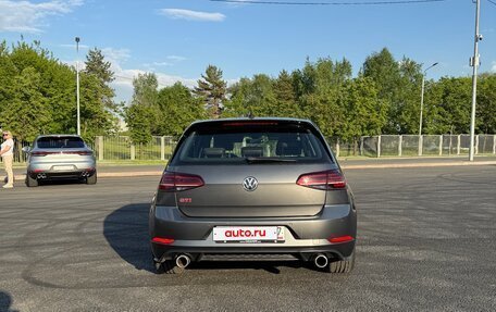 Volkswagen Golf GTI VII, 2017 год, 3 000 000 рублей, 15 фотография