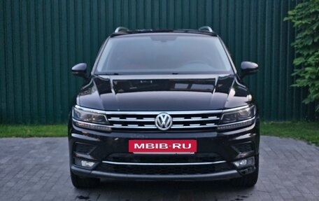 Volkswagen Tiguan II, 2018 год, 2 080 000 рублей, 4 фотография