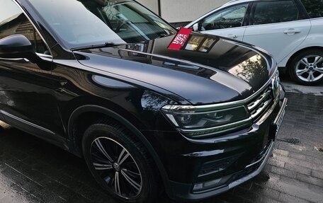 Volkswagen Tiguan II, 2018 год, 2 080 000 рублей, 25 фотография