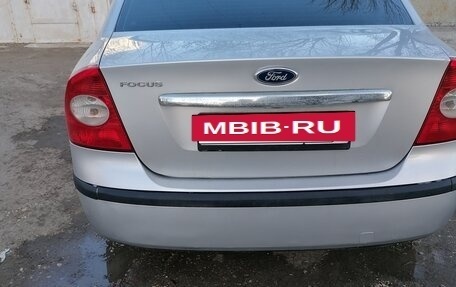 Ford Focus II рестайлинг, 2005 год, 450 000 рублей, 13 фотография