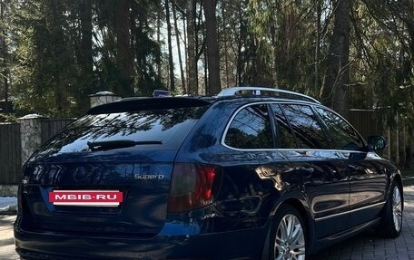 Skoda Superb III рестайлинг, 2012 год, 1 250 000 рублей, 2 фотография