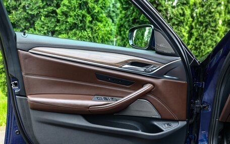BMW 5 серия, 2018 год, 3 500 000 рублей, 17 фотография
