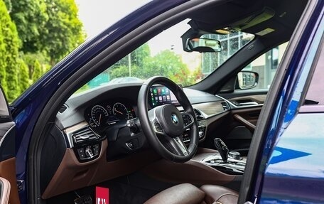 BMW 5 серия, 2018 год, 3 500 000 рублей, 24 фотография