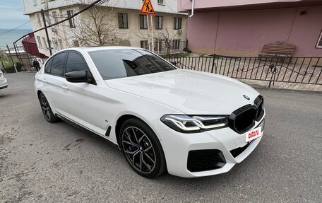 BMW 5 серия, 2021 год, 5 500 000 рублей, 2 фотография