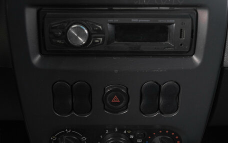 Renault Logan I, 2012 год, 399 000 рублей, 17 фотография