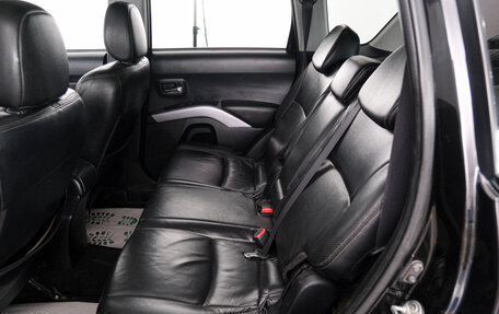Mitsubishi Outlander III рестайлинг 3, 2007 год, 1 359 000 рублей, 23 фотография