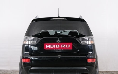 Mitsubishi Outlander III рестайлинг 3, 2007 год, 1 359 000 рублей, 6 фотография