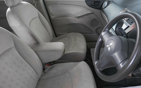 Mitsubishi Colt VI рестайлинг, 2002 год, 349 000 рублей, 12 фотография