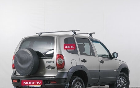 Chevrolet Niva I рестайлинг, 2017 год, 849 000 рублей, 7 фотография