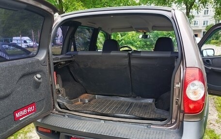 Chevrolet Niva I рестайлинг, 2013 год, 699 000 рублей, 8 фотография