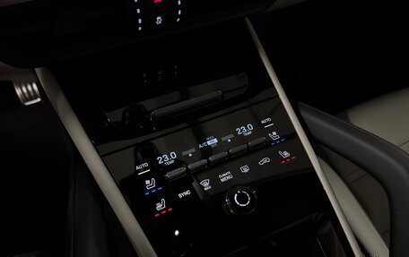 Porsche Cayenne III, 2025 год, 17 775 000 рублей, 3 фотография