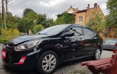 Hyundai Solaris II рестайлинг, 2012 год, 850 000 рублей, 1 фотография