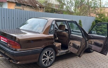 Mitsubishi Galant VIII, 1990 год, 125 000 рублей, 1 фотография