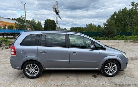 Opel Zafira B, 2008 год, 650 000 рублей, 2 фотография