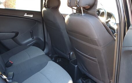 Hyundai Solaris II рестайлинг, 2012 год, 850 000 рублей, 11 фотография