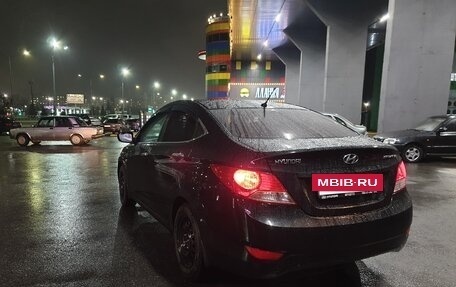 Hyundai Solaris II рестайлинг, 2012 год, 850 000 рублей, 17 фотография