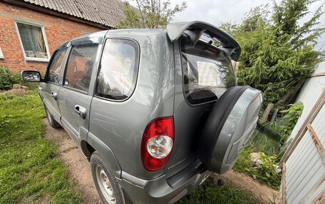 Chevrolet Niva I рестайлинг, 2012 год, 592 000 рублей, 3 фотография
