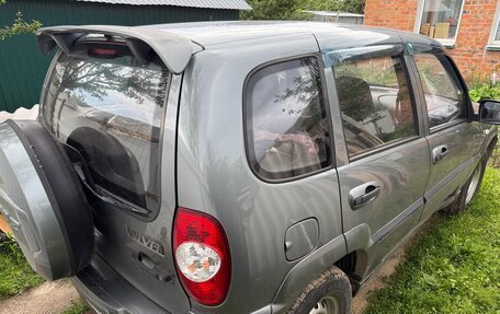 Chevrolet Niva I рестайлинг, 2012 год, 592 000 рублей, 5 фотография