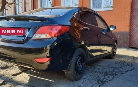 Hyundai Solaris II рестайлинг, 2012 год, 850 000 рублей, 7 фотография