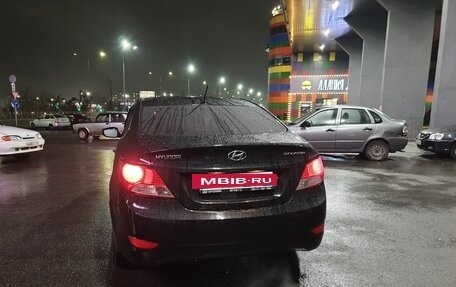 Hyundai Solaris II рестайлинг, 2012 год, 850 000 рублей, 18 фотография