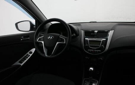 Hyundai Solaris II рестайлинг, 2011 год, 790 000 рублей, 8 фотография