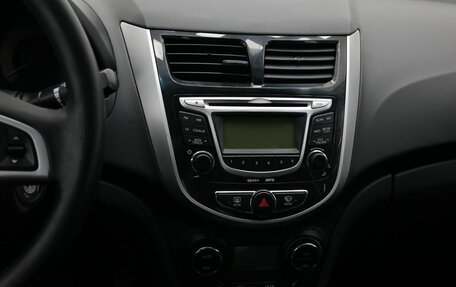 Hyundai Solaris II рестайлинг, 2011 год, 790 000 рублей, 9 фотография