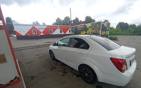 Chevrolet Aveo III, 2014 год, 650 000 рублей, 2 фотография