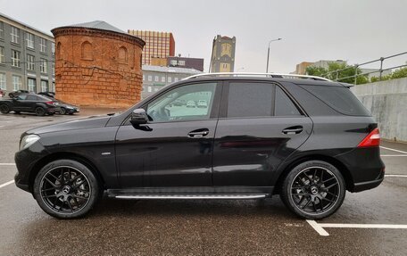 Mercedes-Benz M-Класс, 2012 год, 2 100 000 рублей, 3 фотография