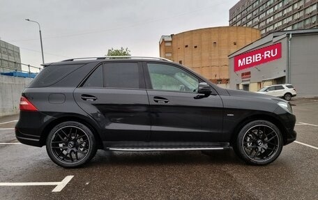 Mercedes-Benz M-Класс, 2012 год, 2 100 000 рублей, 2 фотография