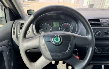 Skoda Fabia II, 2011 год, 395 000 рублей, 10 фотография